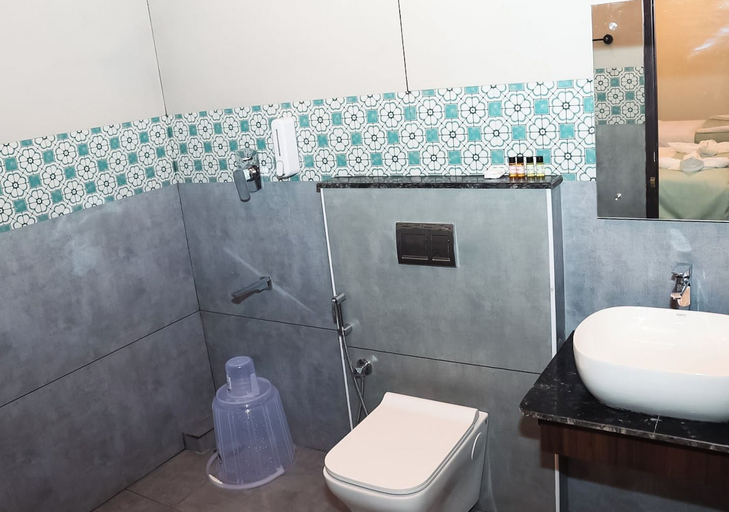 Bathroom, Vintage Inglenook LLP, The Nilgiris