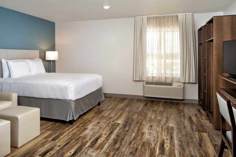 Bedroom 4, WoodSpring Suites Houston IAH Airport, Houston