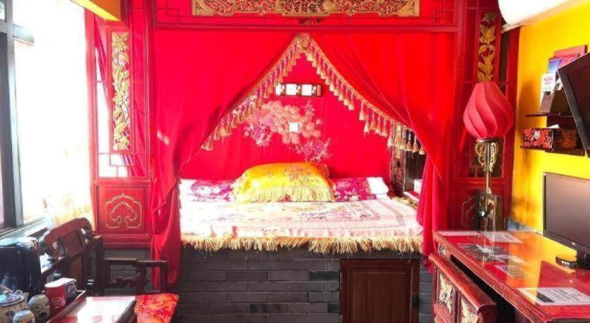 Bedroom 2, Beijing Double Happiness Courtyard Hotel, Beijing