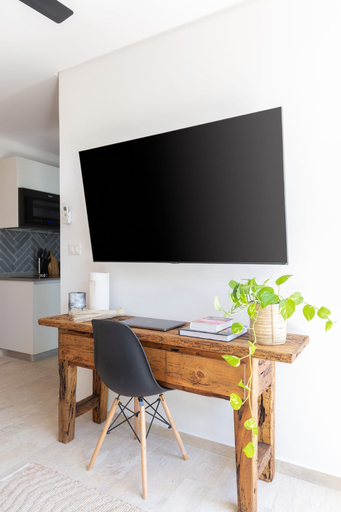 Room 2, Boho Style Penthouse With Private Pool 150 Wifi, Cozumel