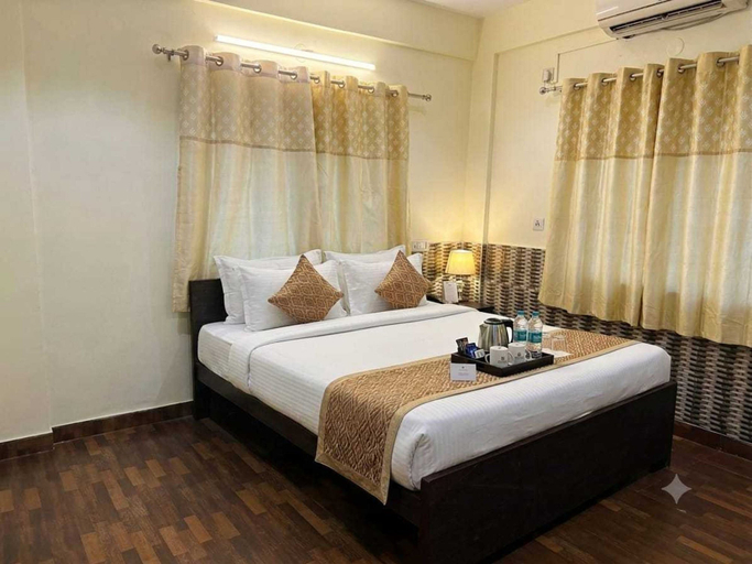 Room 5, Classic Raj Guest House, North 24 Parganas