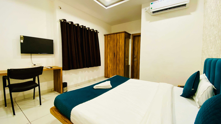 Room 1, Sun Shine Hotel, Indore