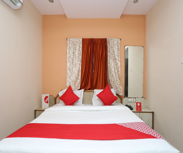 Room 5, Classic Hotel Natraj, Raipur