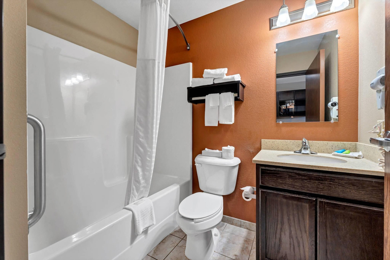 Bathroom 5, Suburban Studios Washington, PA, Washington
