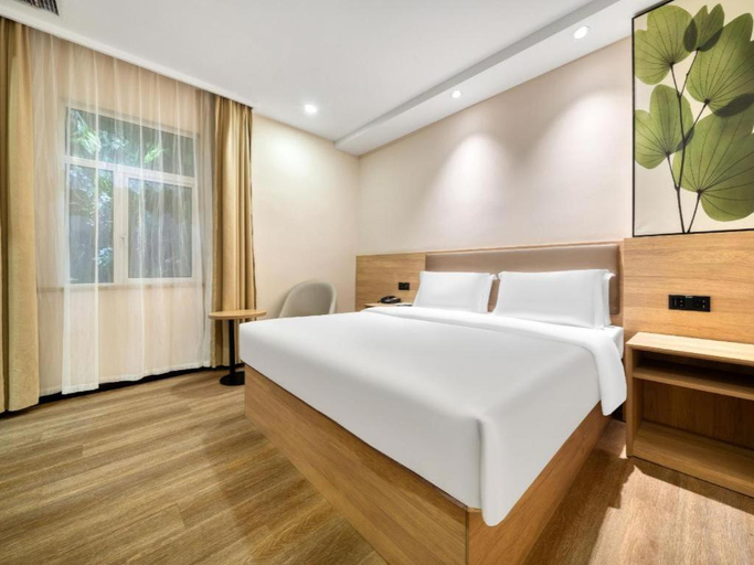Bedroom 3, GreenTree Inn HuZhou AnJi YingBin Avenue Express Hotel, Huzhou