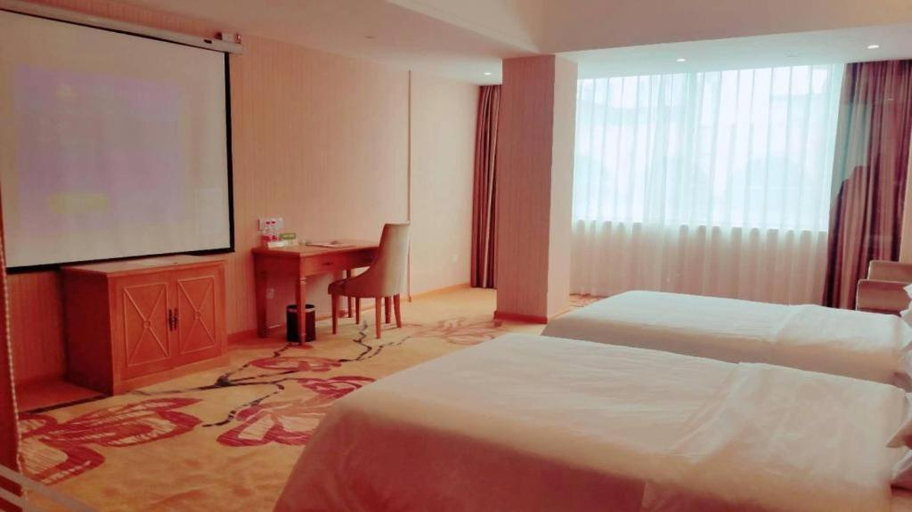 Bedroom 2, Vienna Hotel Guangxi Yulin Rong County Guinan Road, Yulin