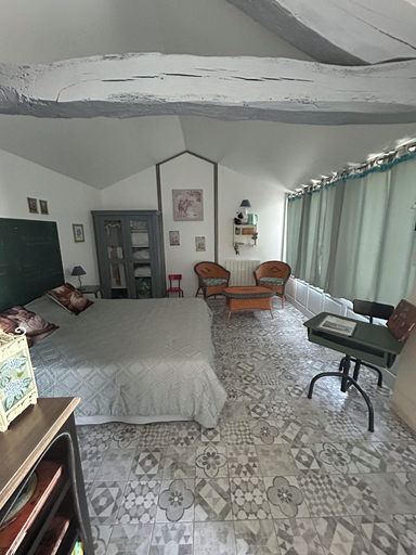 Bedroom 4, Chambre d'Hôtes Ecole de Mathuna, Vienne