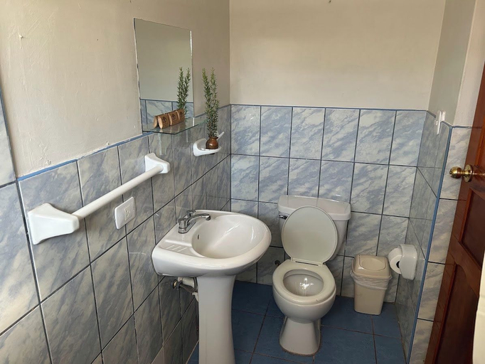 Bathroom 4, Chaska Valle Green, Urubamba