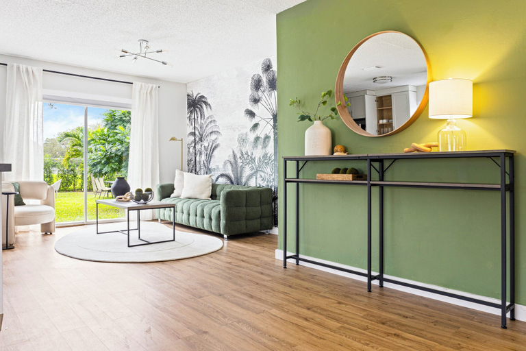 Interior 3, Hidden Garden, Miami Escape, Parking and Spacious, Miami-Dade
