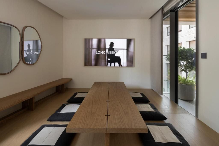 Interior 2, Long Weekend Haus, Jung
