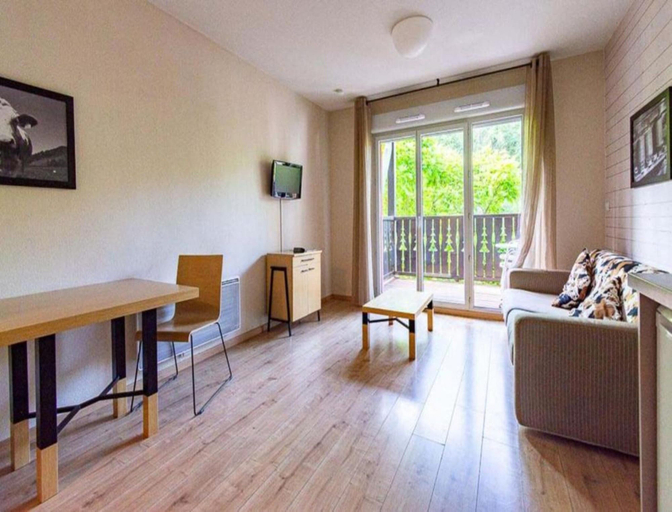 Living room 3, Mountain Apartment for 6 in Ax-les-thermes, Ariège