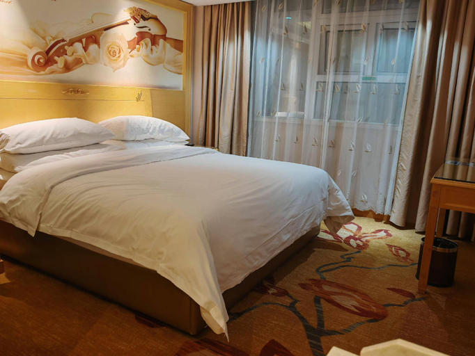 Bedroom 2, Vienna Hotel Guangxi Hezhou Guposhan Suifeng, Hezhou