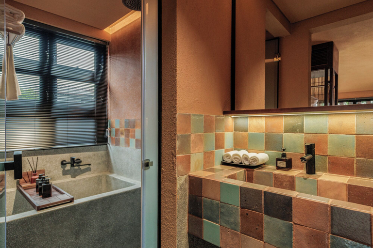 Bathroom 4, Da Homestay, Huế