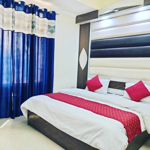 Room 2, Hotel Maa Rudrani By TCD Hotels, Reasi