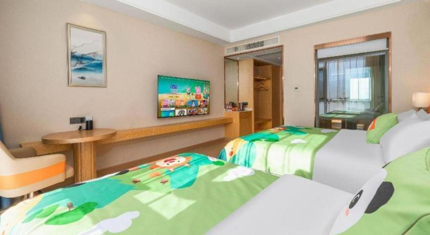 Bedroom 2, Vienna Hotel Baoshan Yongchang Road, Baoshan