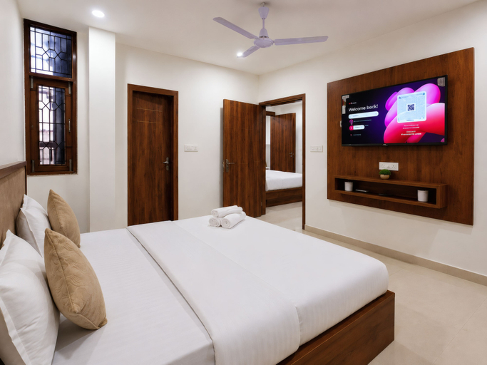 Room 2, ZenithSuites - Vrindavan, Mathura