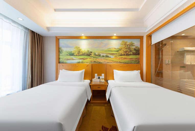 Bedroom 2, Vienna Hotel Shenzhen Dalang Clothing Base Branch, Shenzhen