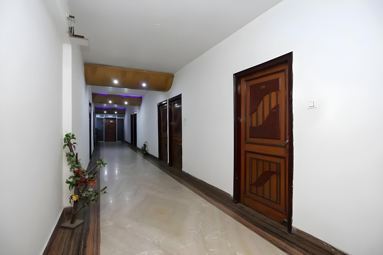 Others 5, Hotel Gagan Plaza, Kanpur Nagar