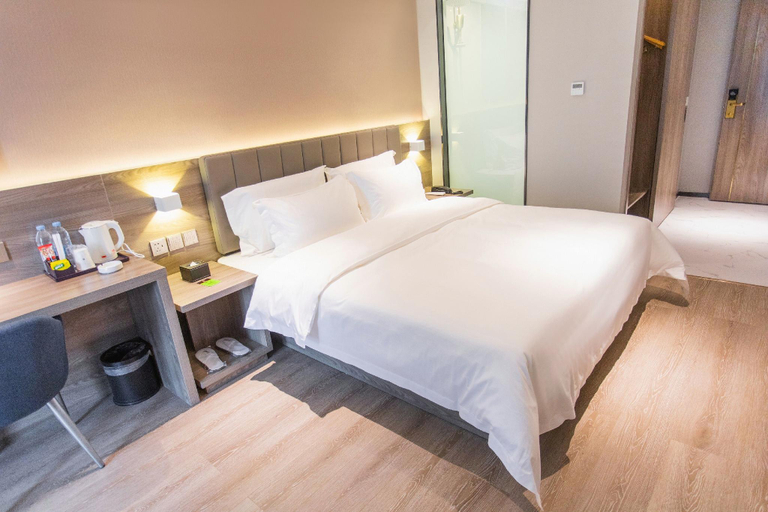 Bedroom 2, 7 Days Premium North Railway Station North Square Center, Chongqing