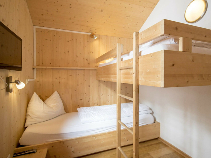 Room 5, Cabin in Turrach With Sauna and Wi-fi, Murau