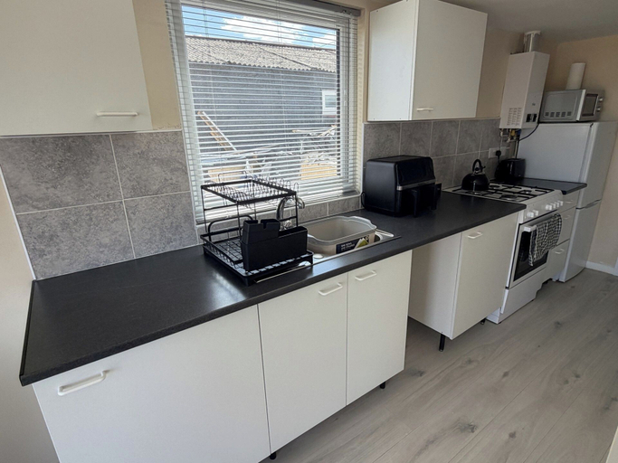 Private kitchen, Cabin 161 Sleeps 7 With Garden and Parking, Kent
