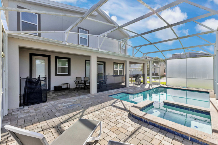 Interior 1, Resort Villa w/ Game Room & Disney Murals, Osceola