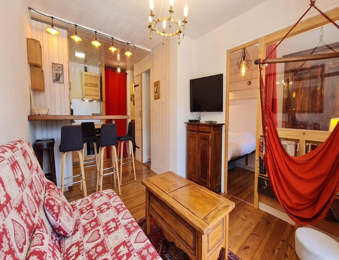 Living room 2, 2-bedroom Apartment in Les Deux Alpes, Isère