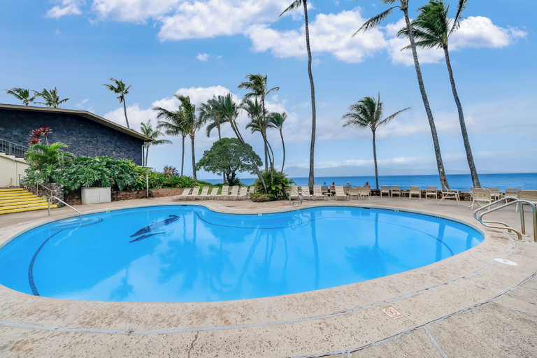 Interior 5, Oceanfront Resort w Pool, Steps to Sandy Beach-napili Shores D227, Maui
