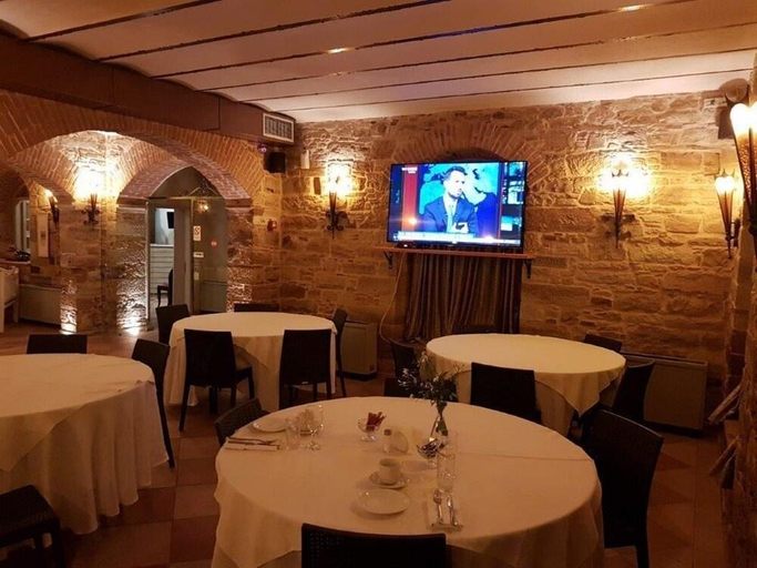 Food & Drinks 5, Sourediko, North Aegean