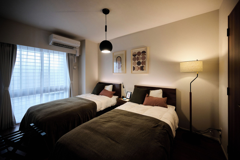 Room 5, Buranshiera Naha Kainan Puremisuto 905, Naha