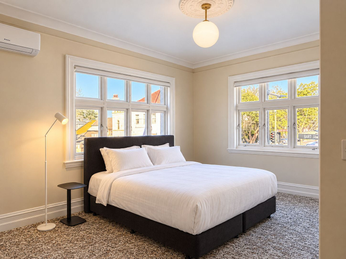 Room 5, Tudor Hotel Redfern, Sydney