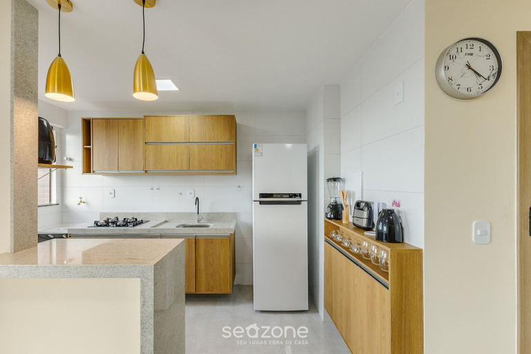 Private kitchen, Stay Near sea w/ Pool & Balcony Mmd0604, Ilhéus