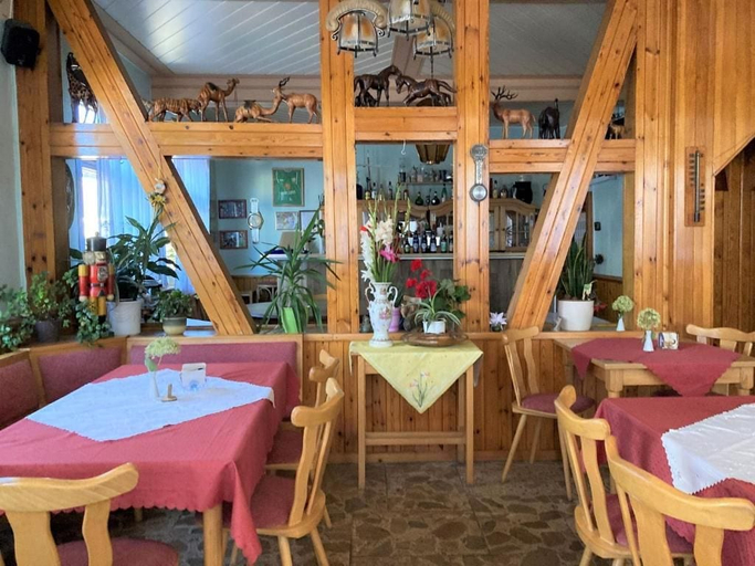 Food & Drinks 5, Hotel Zur Henne, Ilm-Kreis