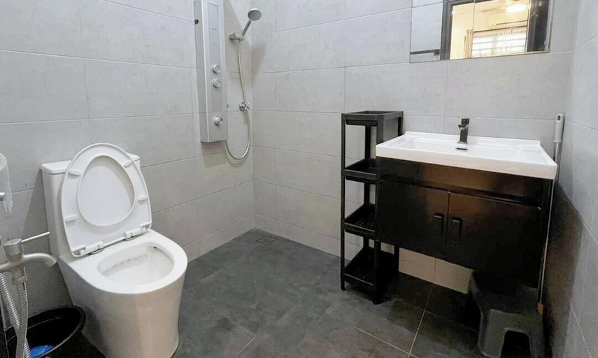 Bathroom 4, Casa 20 by Nature Home, Kuantan