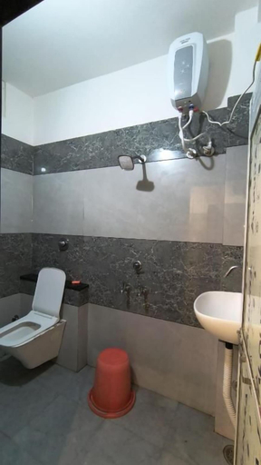 Bathroom 2, Hotel shivansh, East Nimar