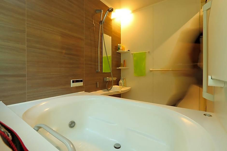 Bathroom 4, Takahira Base, Yakushima