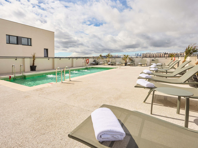 Sport & Beauty 5, ibis Styles Madrid Airport Valdebebas, Madrid