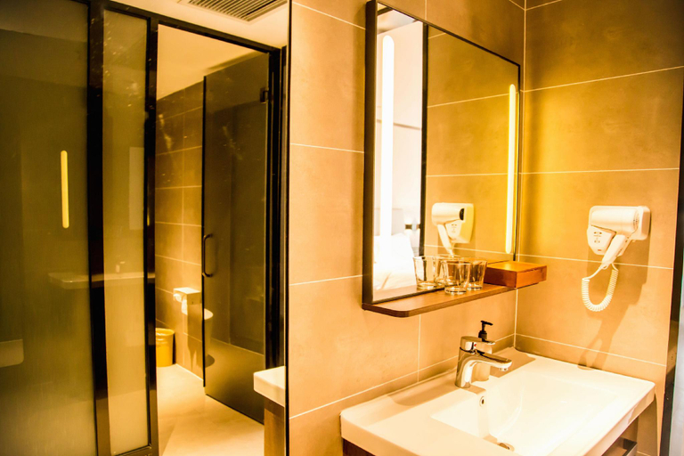 Bathroom 4, Hanting Hotel Yantai Development Zone Foxconn, Yantai