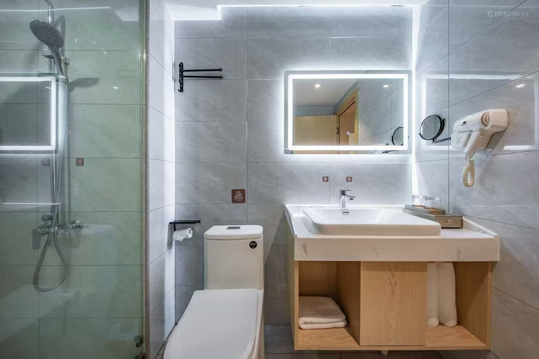 Bathroom 2, Vienna Classic Hotel Zhangzhou, Zhangzhou
