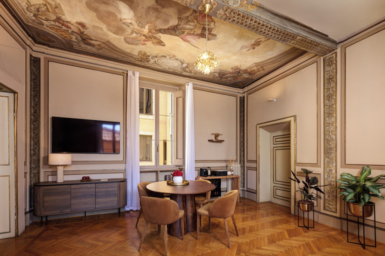 Interior 2, Palazzo Massimo Boutique Piazza Venenzia, Rome