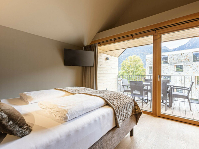Room 3, Apartment in Schruns With Swimming Pool, Bludenz