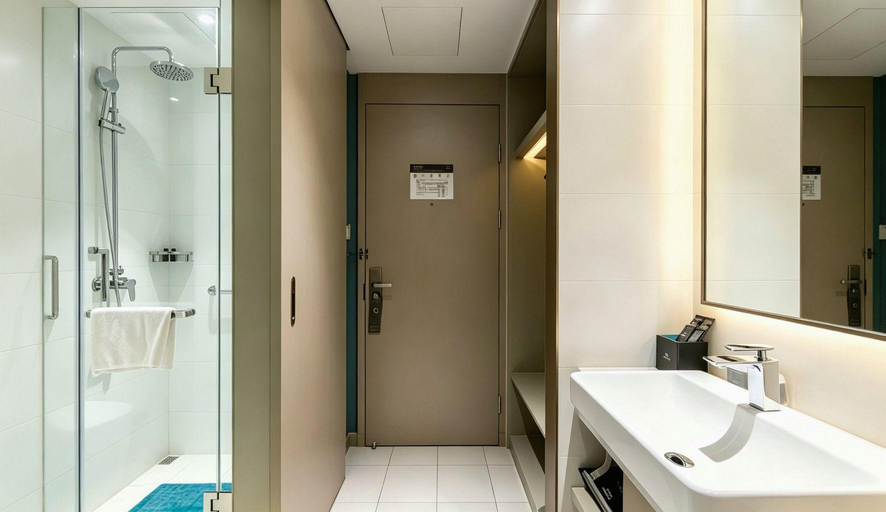 Bathroom, Magnotel Qidong Binhai Industrial Area Mingzhu Bei Road, Nantong