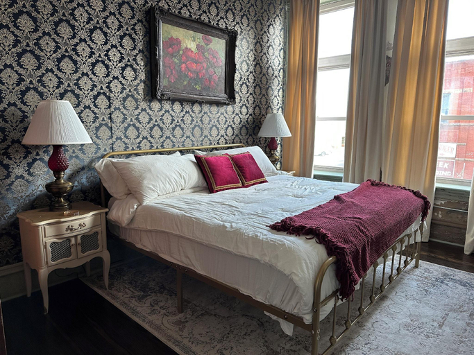 Bedroom 3, Velvet Woody, Okfuskee