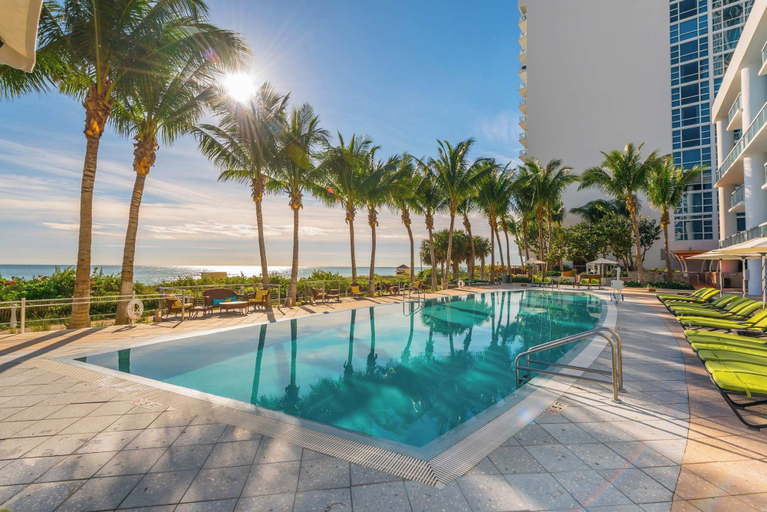 Interior 3, Sea Escape- Private Sun Deck, Beachfront and Views, Miami-Dade