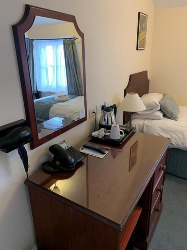 Room 5, Peregrine House, Kent