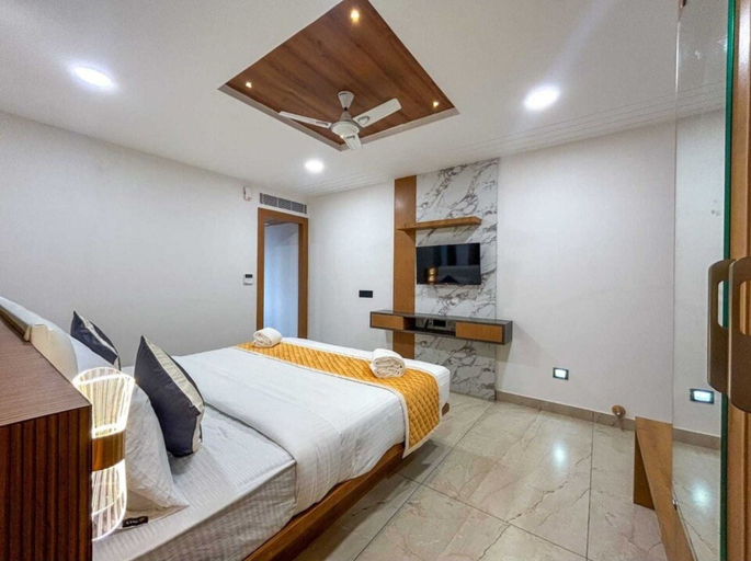 Room 5, Deluxe Room the Cozy Stay, Indore