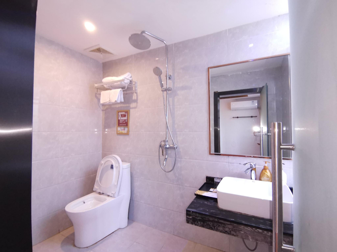 Bathroom 3, Fengshang International Hotel, Nanchang