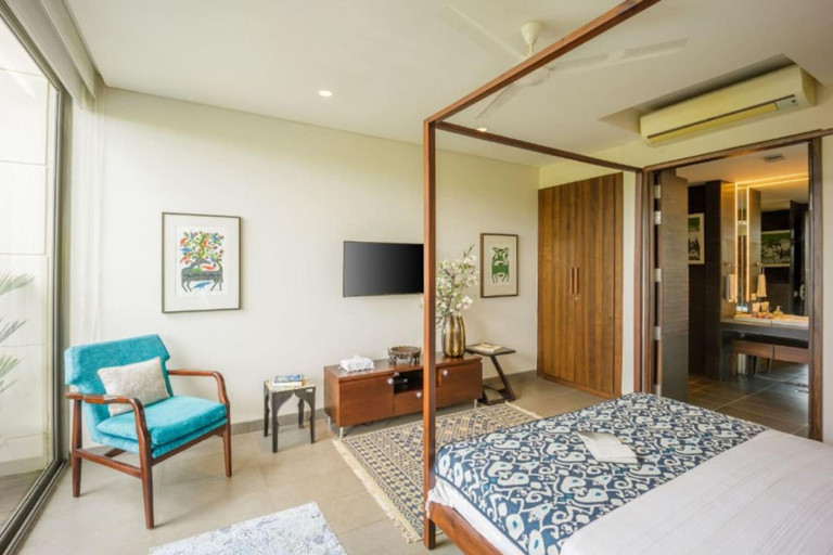 Bedroom 2, Elara by Hireavilla - 4BR w Infinity Pool, Parra, North Goa