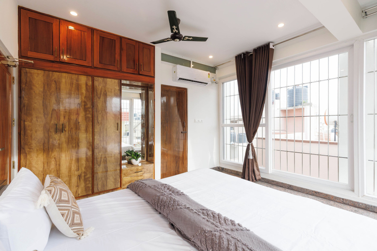 Room 5, The Honeywood3bhkindiranagarnr Itpl30min MG Rd, Bangalore