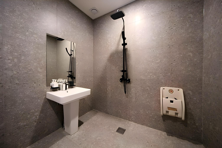 Bathroom 4, Busan Gwangalli Ocean The Point Hotel, Suyeong